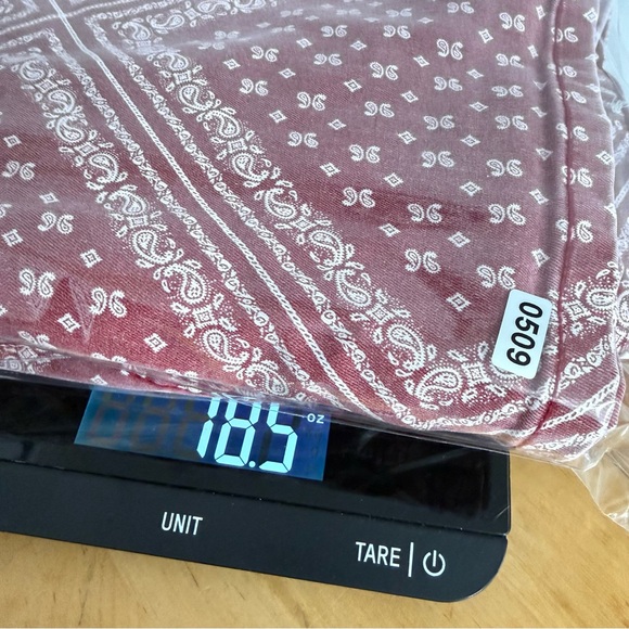 Shyanne Flared Jeans, Red Paisley Bandana Print Stretch Denim Size 30 - Picture 13 of 13